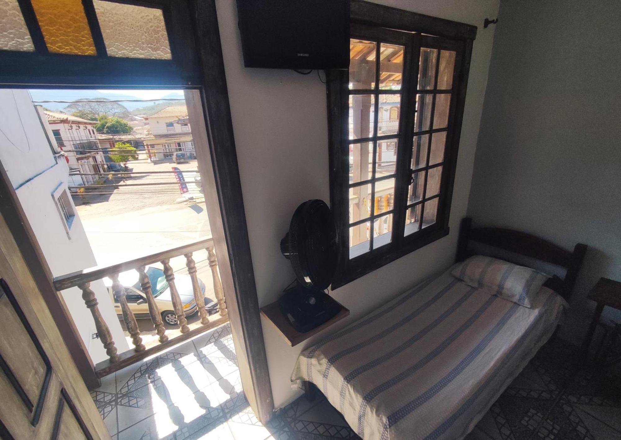 Trem De Pouso Hotel Тирадентеш Екстериор снимка